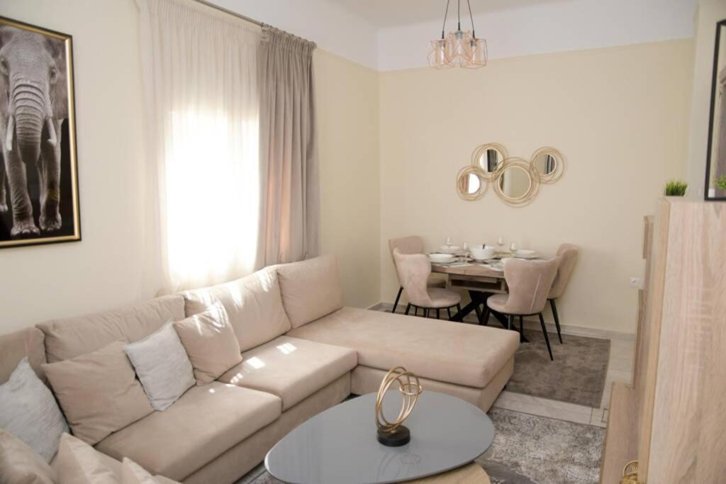Strata Deluxe Apt. * Salonic